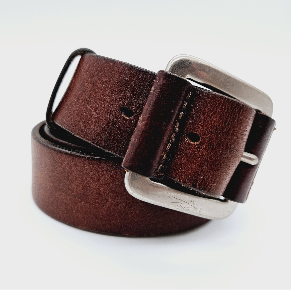 EDDIE BAUER | distressed leather belt